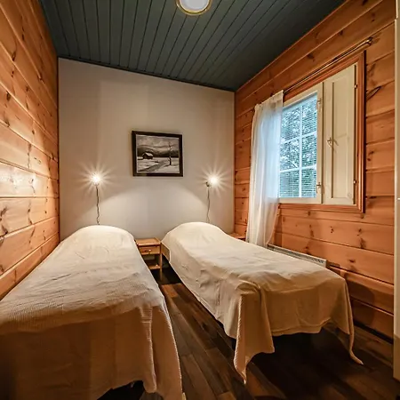 Aurelfox A By Aavalevi *